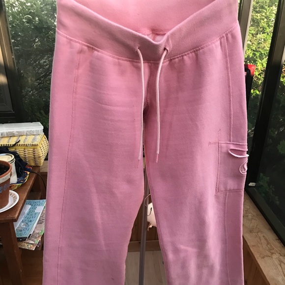 LIKE NEW Lululemon pink wide-leg sweat-pants - Picture 1 of 4